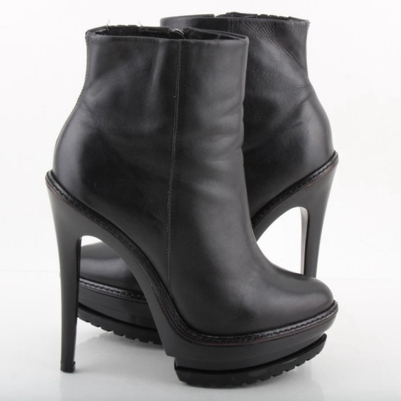 Herve Leger Olga bootie heel - Picture 3 of 12